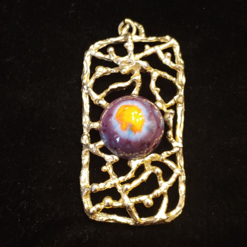 Fancy Gold plated twig pendant with Unique stone